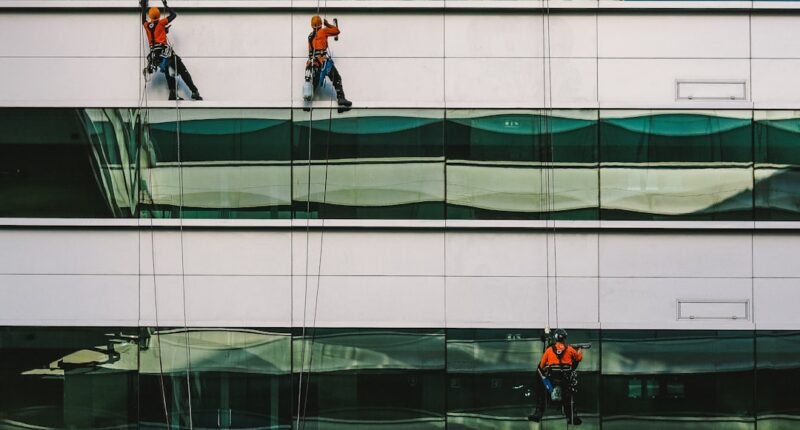 Photo 1 Cleaning supplies 2 Checklist