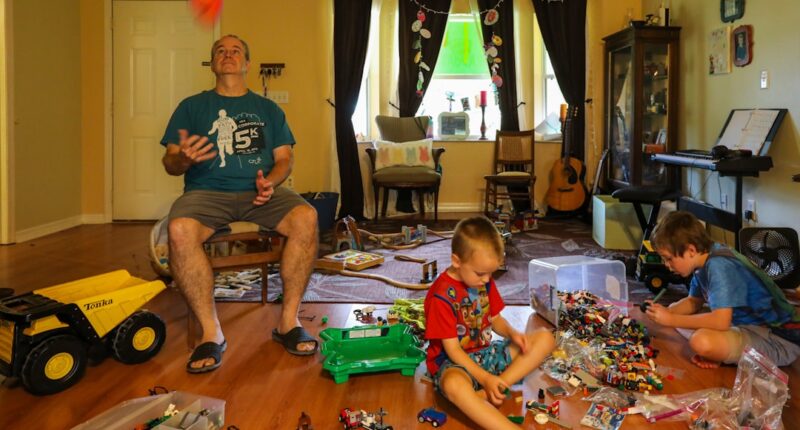 Photo 1 Fidget toys 2 Educational games