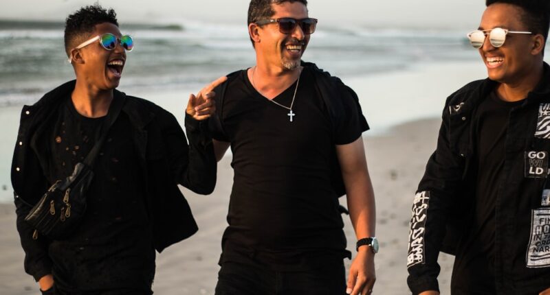 Photo Nouns: ADHD, gifts, adults Image: Present box