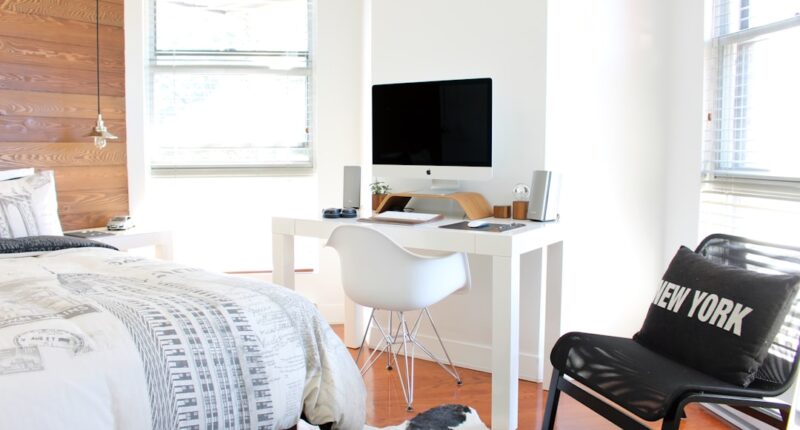 Photo Image: Clean Room Nouns: Cleanliness, Organization