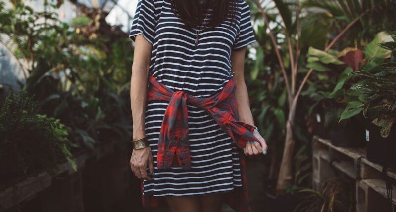 Photo Image: Person studying Nouns: Person, studying