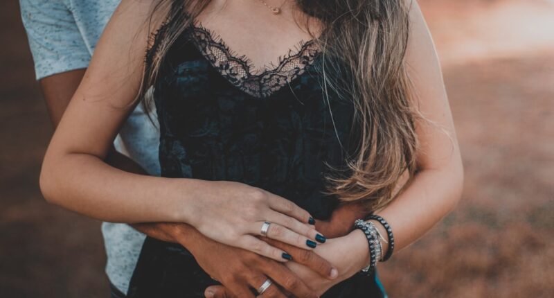 Photo 1 Couple 2 Frustration